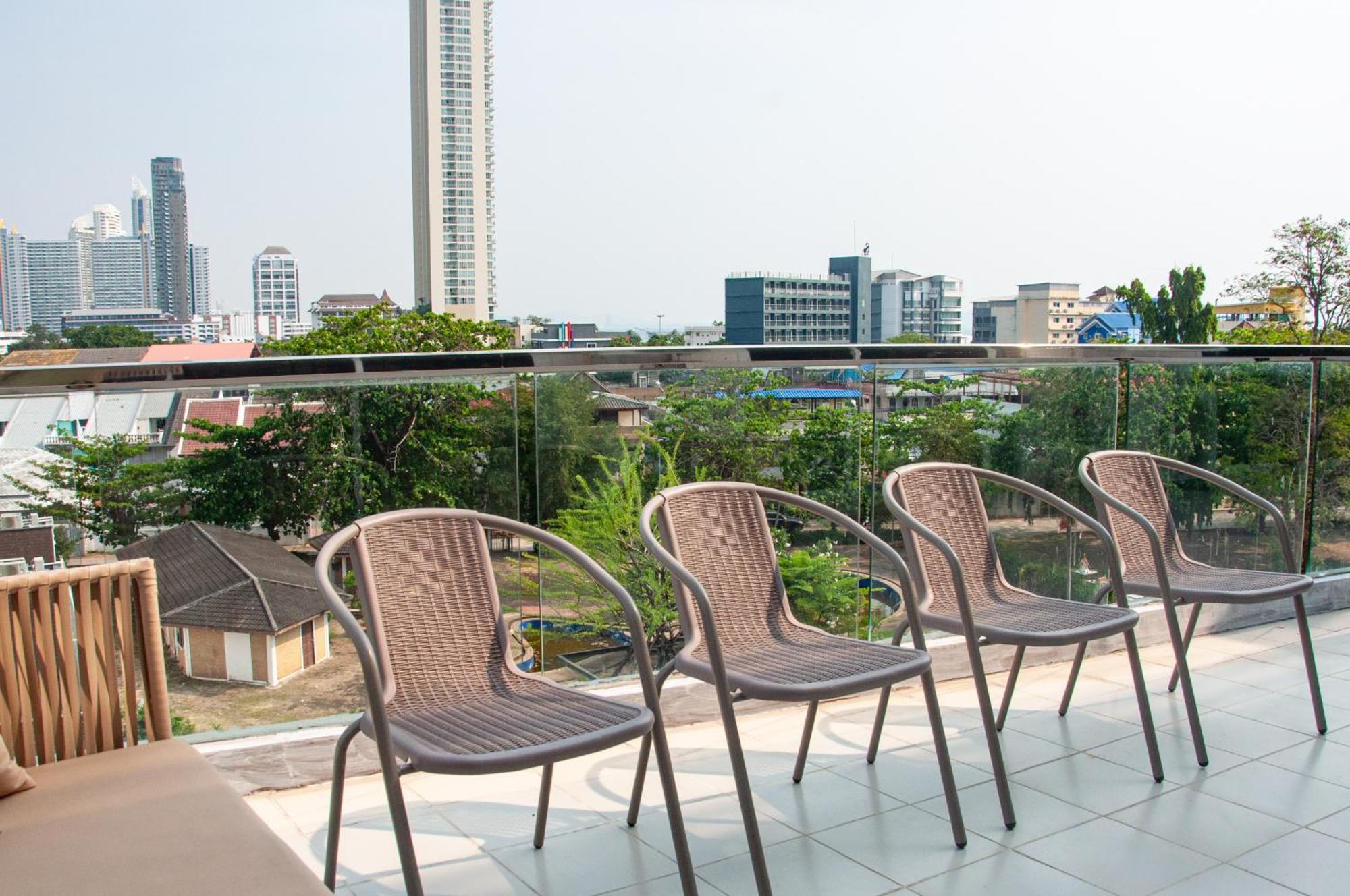 Ht9 Hotel Praia de Jomtien Exterior foto